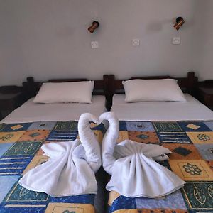 Zimmer mit zwei Einzelbetten